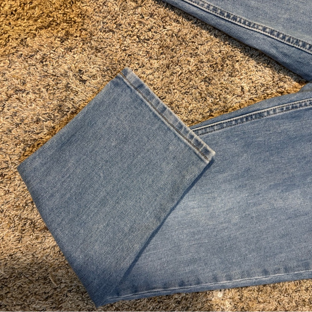 Everlane The Curvy Cheeky Straight Leg High Rise Jeans Light Wash Denim - Picture 6 of 7